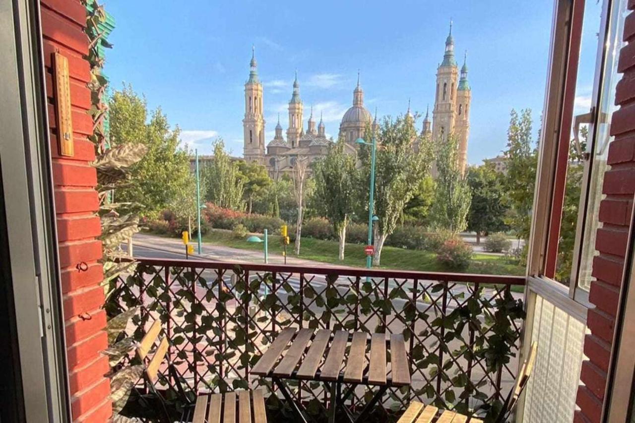 Front Views To El Pilar Comotucasa Zaragoza Eksteriør bilde